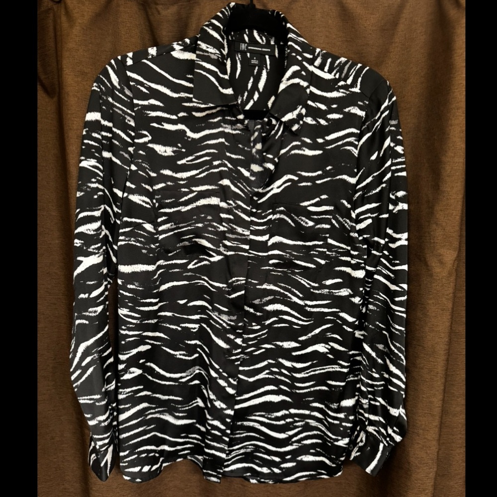 INC International Concepts Monochrome Animal Print Top